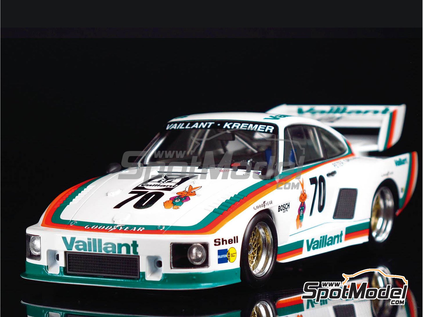 Porsche 935 K2 Kremer Racing Team sponsored by Vaillant - Deutsche  Rennsport Meisterschaft DRM 1977. Car scale model kit in 1/24 scale  manufactured by